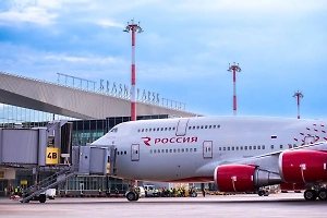 Небесная драка пассажиров вынудила командира срочно посадить «‎боинг» по пути в Москву 