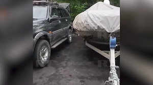 «Едем китов смотреть»: Появилось последнее видео рыбака перед смертельным заплывом в Охотском море