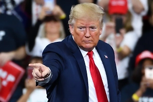 В США поставили Трампа на место после угроз «‎задвинуть» БРИКС