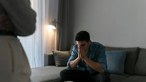 Сексолог посоветовала российским мужчинам не стесняться своих слёз