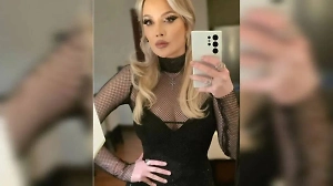 Жена Стаса Михайлова появилась в Дубае в обтягивающем платье с глубоким декольте