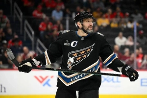 Александр Овечкин сумел повторить достижение Горди Хоу 56-летней давности 