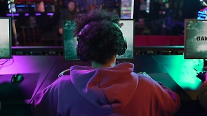 Психолог пояснил, могут ли компьютерные игры сделать из ребёнка беспощадного убийцу