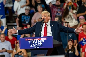 «Переговоры реальны»: Победа Трампа на выборах уже повлияла на Украину, пишут СМИ