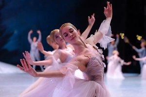 Названа начальная цена билетов на балет «Щелкунчик» в Большом театре, и она ввергает в шок