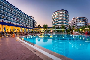 Ещё почти 100 отелей закрыли в Турции после гибели 79 человек на горнолыжном курорте