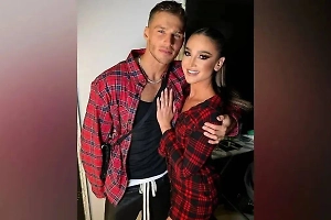 Стал известен новогодний райдер Олега Майами, хайпующего на поцелуях с Бузовой