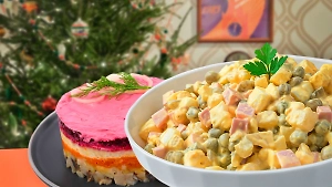 Новый год в стиле СССР: 5 любимых блюд, которые всегда стояли на советском столе в новогоднюю ночь