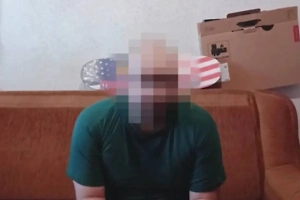 ФСБ задержала в ДНР мужчину, причастного к подрыву внедорожника в Донецке