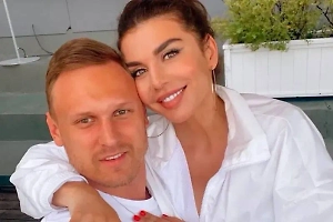 Не дала ни копейки: Друг Яниса Тиммы рассказал об обмане Седоковой