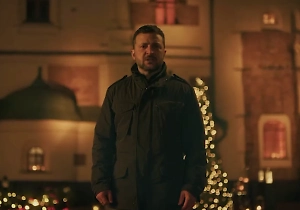 Отвергший рождественское перемирие Зеленский лицемерно поздравил украинцев с праздником