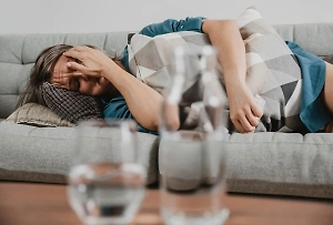 От метода Петра I до «Рольмопса»: 10 нестандартных способов справиться с похмельем