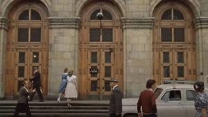 В каких квартирах мечтали жить советские граждане: сталинки, хрущёвки или брежневки?