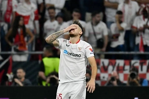 Фанату испанского клуба грозит чёрная метка за пикантный инцидент с пальцем и ягодицами Окампоса