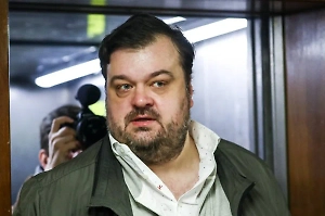 Врач рассказал о недуге, из-за которого умер комментатор Уткин