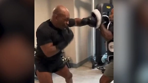 Железный Майк показал, как готовится к возвращению на ринг