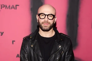 Блогер Стас Круглицкий в новом шоу Super "Директ" признался, что изменял бывшей