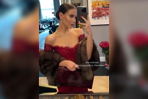 19-летняя возлюбленная Лепса опубликовала фото в платье с прозрачным кружевом