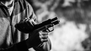 Зумеры из Москвы под видом блогеров ограбили школьника на 60 тысяч, но прокололись от жадности