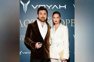 Агату Муцениеце заподозрили в тайной свадьбе с Дрангой