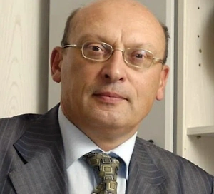 Это может быть связано с неправильной политикой в отношении мигрантов, террористических организаций или военных переворотов. Апрель и май станут своеобразными мостиками в будущее.