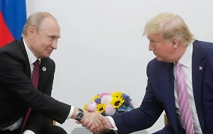 «Это, скажем так, личное»: Песков ответил на вопрос о подарках Путина Трампу