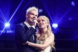 Чашка кофе, салат и мытьё посуды: Shaman рассказал, как начинается его утро с Екатериной Мизулиной