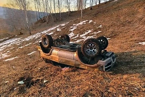 На Алтае семейная поездка обернулась трагедией, мать умерла на глазах троих детей