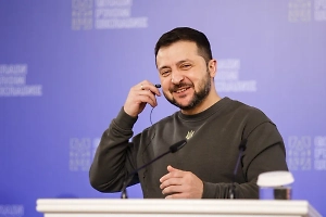 Зеленский сдал назад и заявил, что он не запрещал себе вести переговоры с Путиным