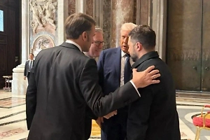 Второй встречи так и не было: Трамп сбежал из Рима от Зеленского