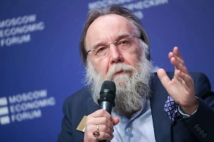 Философ Дугин предложил назвать одного из офицеров «генералом Армагеддоном»