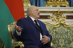 Лукашенко заявил Путину, что не может не приехать в Москву 9 Мая