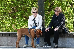 Летом повысят пенсии. Какие прибавки уже утвердили и сколько они составят