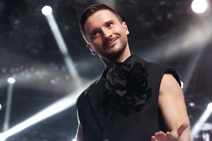 «Поднял в два раза»: Раскрыт гонорар Сергея Лазарева за частный концерт