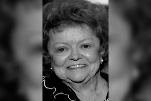 Умерла актриса-лилипут, сыгравшая в «Семейке Аддамс»
