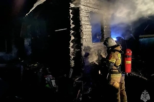 Мать уехала к раненому мужу: Отец сгоревших под Челябинском четверых детей воюет на СВО