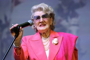 «Ни в коем случае»: Дружинина высказалась против съёмки ремейков советских фильмов