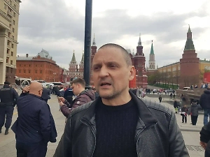 Обвиняемый в терроризме лидер «Левого фронта» Сергей Удальцов* развёлся