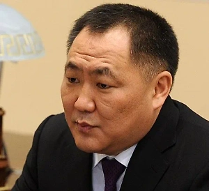 С моей точки зрения, всё, что связано с социальной помощью для малоимущих людей, нужно приветствовать, тем более если это касается таких важных вопросов, как рождение и похороны. Нужно, чтобы они не облагались налогом, потому что это касается каждого человека. Я также за инициативу о налоговом вычете на похороны, это не только для малоимущих.