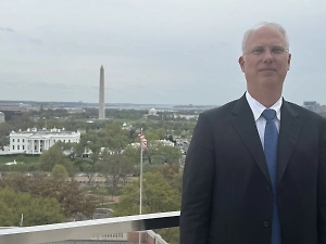 Дмитриев: Россия хорошо справляется с санкциями и не просит об их ослаблении