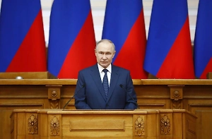 Путин: Память о подвиге защитников Отечества является сутевым началом народа РФ