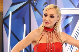 «На двух стульях не усидеть»: Продюсер назвал причину запрета въезда Орбакайте в Латвию