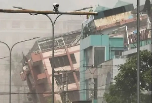 Число жертв разрушительного землетрясения в Мьянме возросло до 3564