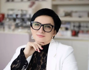 Недаром число 8 в качестве своего талисмана выбирают те, кто стремится к большим целям. Важно при этом, чтобы цель была не только материальной, но и более глобальной и несла что-то важное в этот мир. В качестве талисмана «восьмёрка» наделяет своего носителя упорством и уверенностью в своих силах и своей правоте.