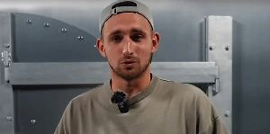 Мизулина попросит Генпрокуратуру проверить военный билет блогера Миши Литвина