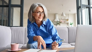 Ясный ум и твёрдая память: 5 способов отсрочить наступление деменции