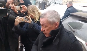 Первые слова Ефремова после освобождения по УДО: Чувствую себя не очень