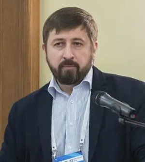 Объективно назревает вопрос контроля над обращением подобных продуктов. Потому что сейчас, на волне появления альтернативы, когда раньше у людей альтернативы не было, они вынуждены были всеми правдами и неправдами приобретать «Оземпик» у перекупщиков. Появились российские аналоги, произошёл бум спроса. Это может иметь определённые негативные последствия с точки зрения здоровья тех потребителей, которые этот продукт используют.