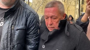 «Тюрьма — не курорт»: Нарколог оценил состояние Ефремова после выхода на свободу