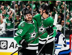 «Даллас» продлил чёрную серию для лучших команд регулярного чемпионата НХЛ в плей-офф